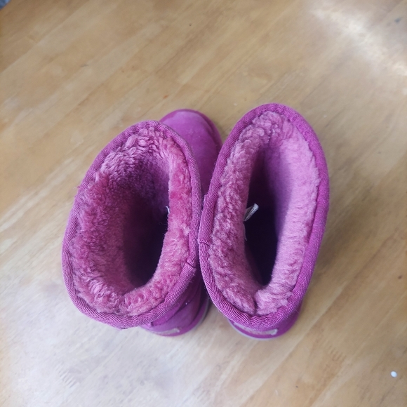 UGG  Classic short Boots Shoes Pink Size 4 - Picture 4 of 7